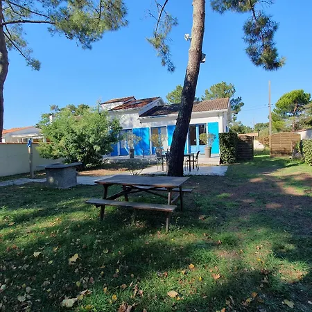 Сasa de vacaciones Maison Rénovée Près De La Avec Jardin, Wi-fi Et 4 - Fr-1-476-85 *