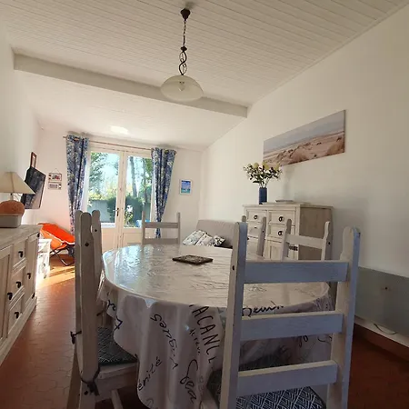 Maison Rénovée Près De La Avec Jardin, Wi-fi Et 4 - Fr-1-476-85 * La Faute-sur-Mer